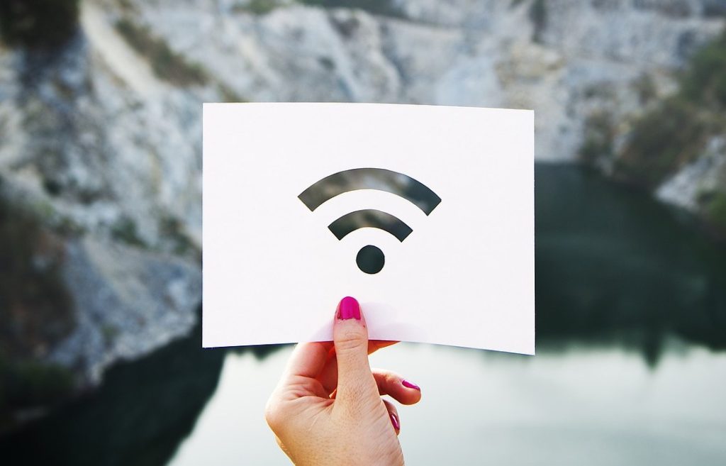 Do the hotels in Lisbon have free WiFi?