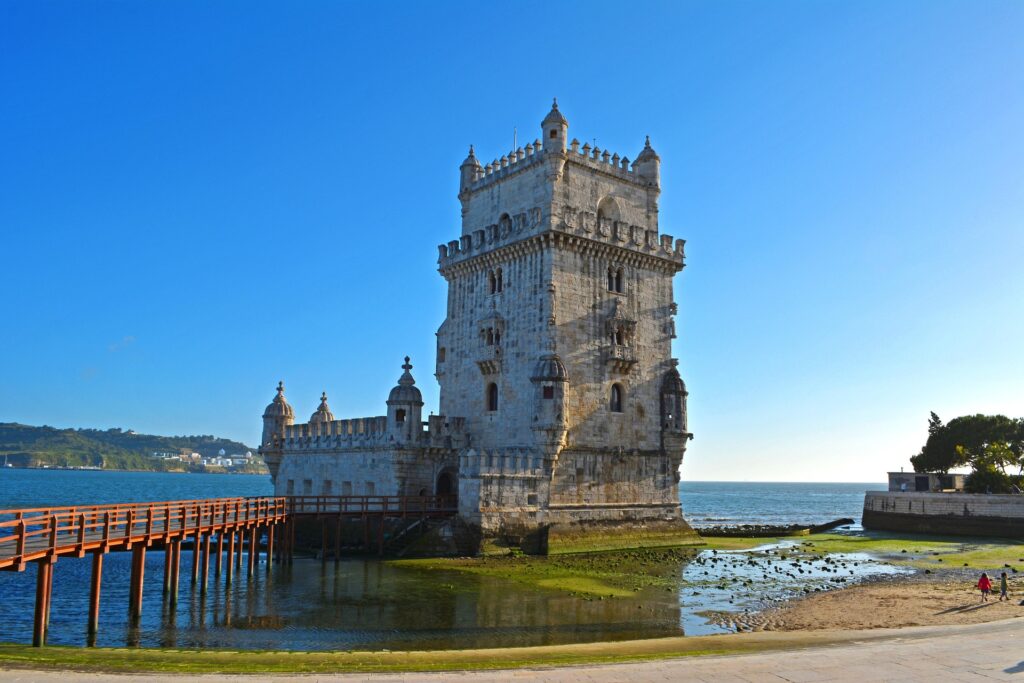 Where to Watch Spain vs France Live in Lisbon: Best Outdoor Screens and Sports Bars