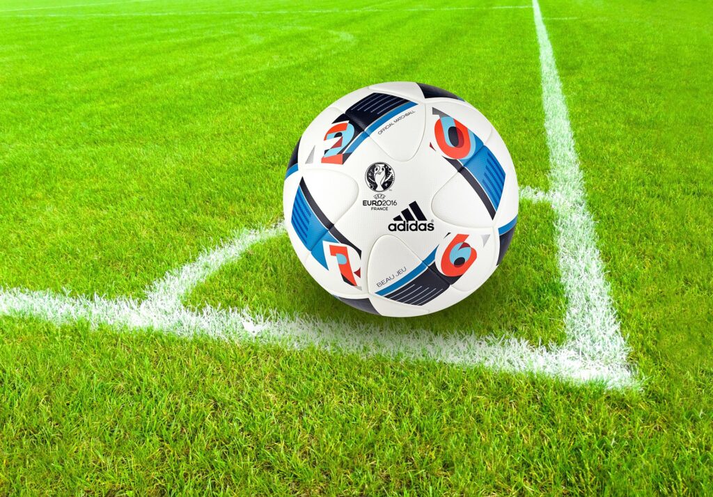 Where to Watch Portugal vs Croatia in Lisbon: Outdoor Screens and Sports Bars